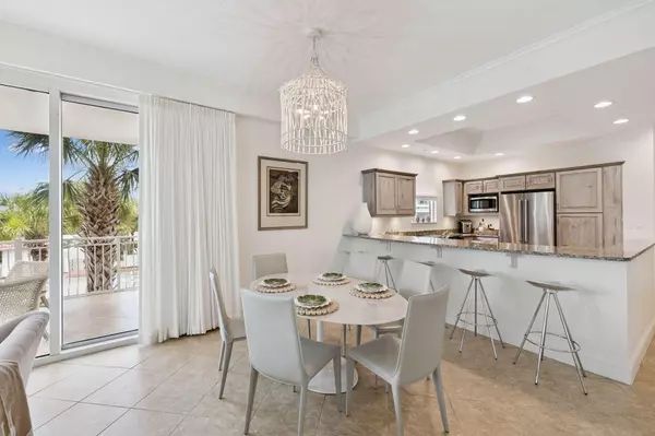 Seacrest, FL 32461,9961 E County Hwy 30A  #207