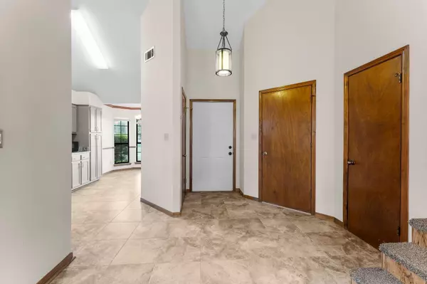 Mary Esther, FL 32569,206 Woodland Park Circle