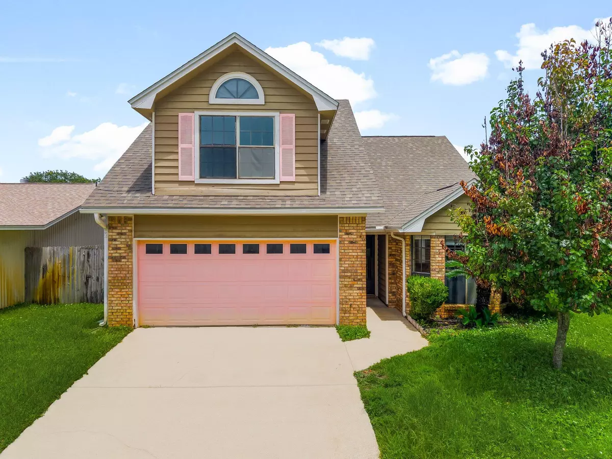 Mary Esther, FL 32569,206 Woodland Park Circle