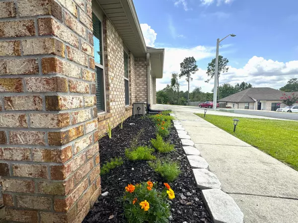 Crestview, FL 32539,300 Cassady Lane