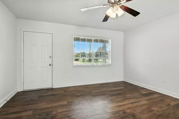 Fort Walton Beach, FL 32548,337 NW Victoria Avenue