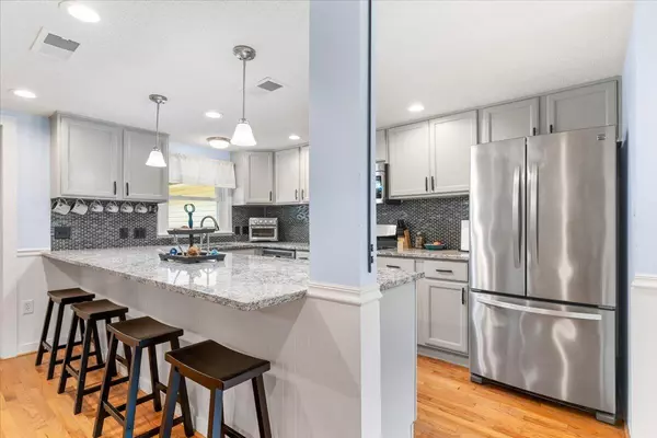 Niceville, FL 32578,1554 Pine Street