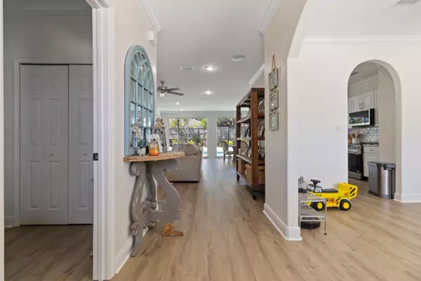 Miramar Beach, FL 32550,1009 Forest Shore Drive