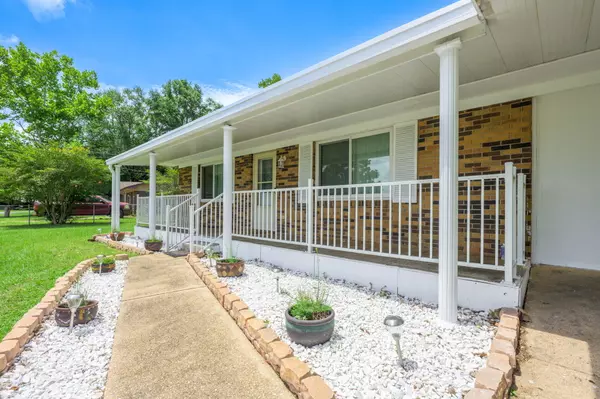 Crestview, FL 32539,632 Long Drive