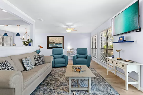 Miramar Beach, FL 32550,727 Sandpiper Place  ## 10516