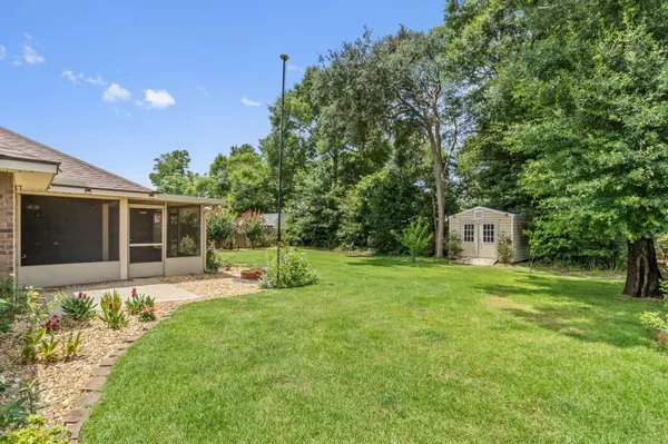 Milton, FL 32583,8916 Clearbrook Drive