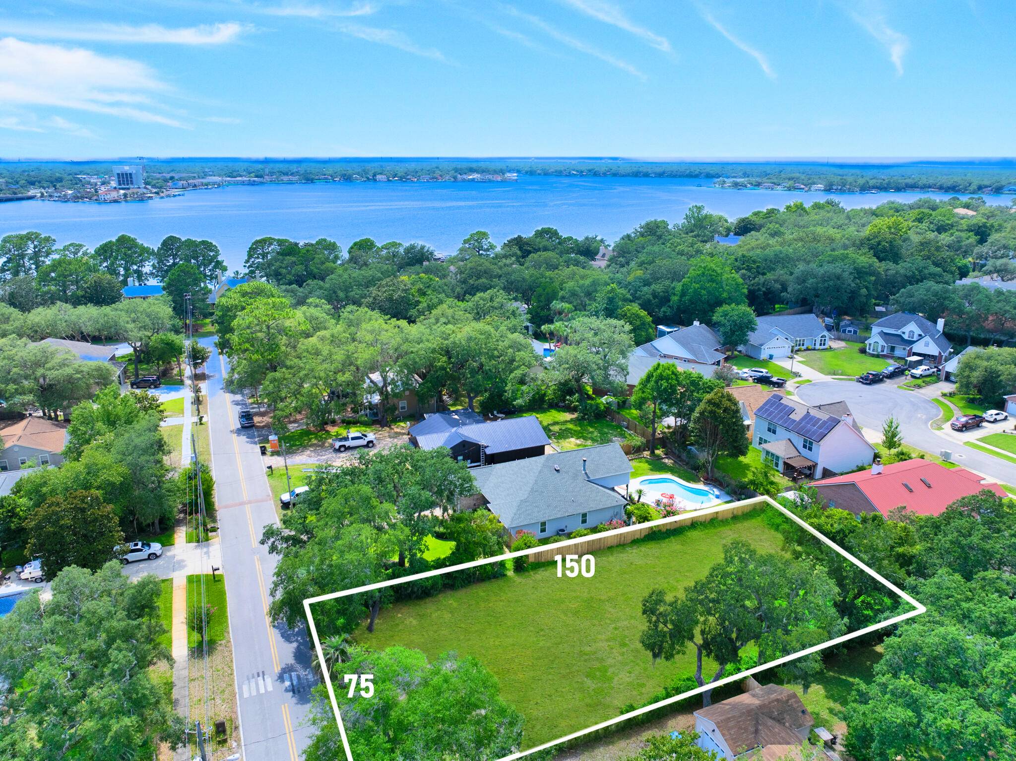 15 Plew Avenue, Shalimar, FL 32579