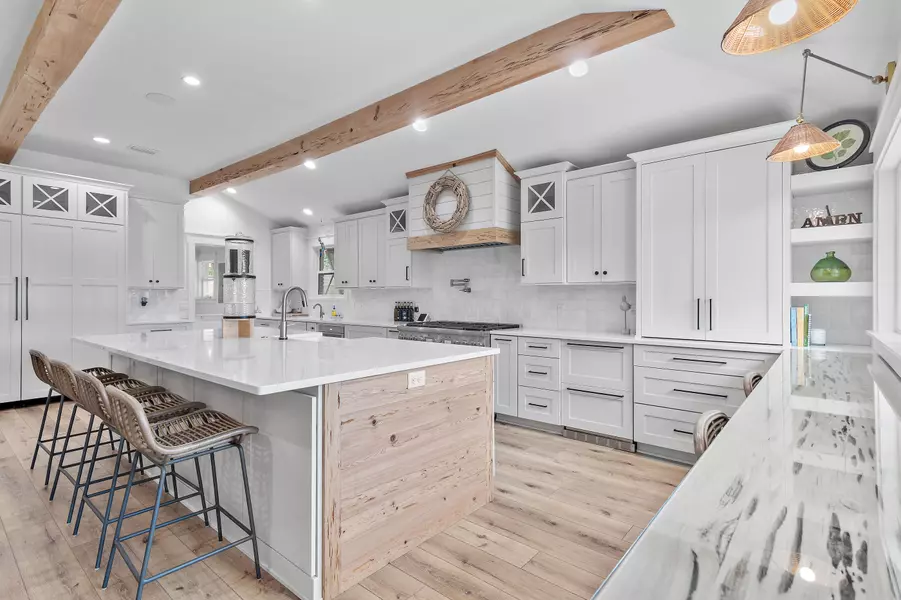 772 Bay Grove Road, Freeport, FL 32439