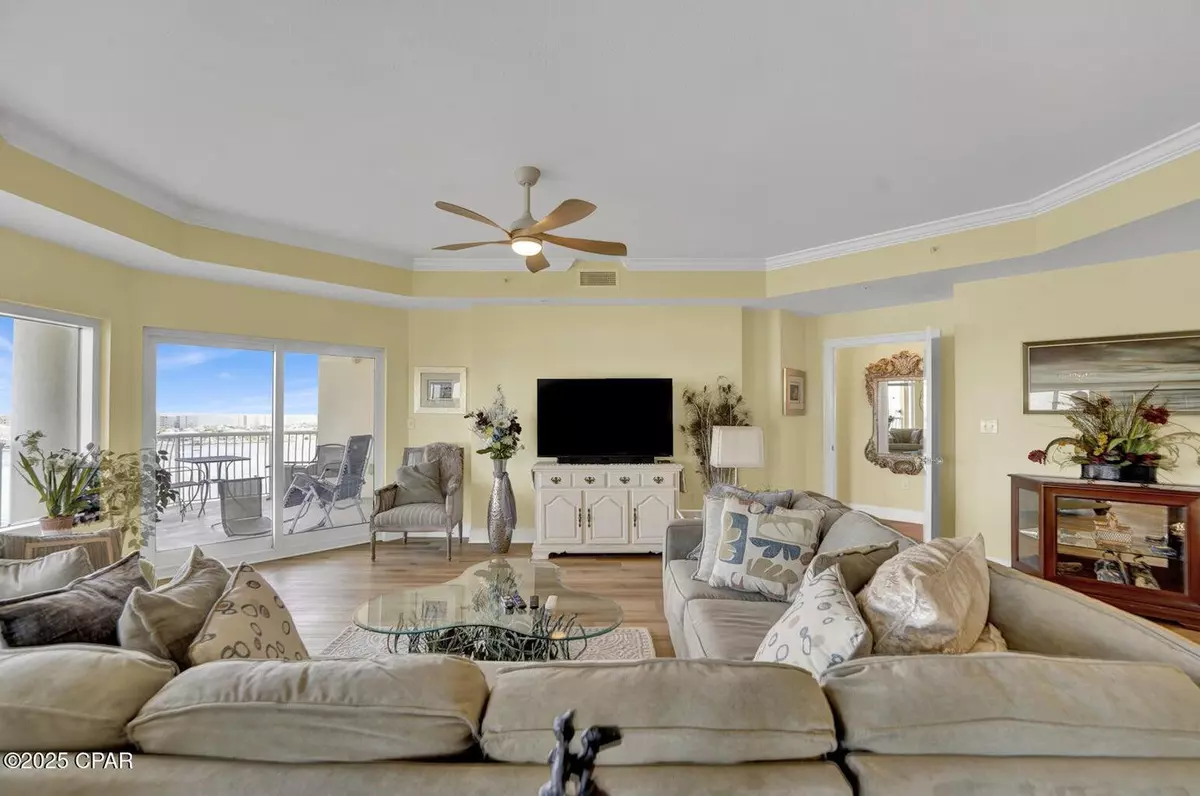 Mary Esther, FL 32569,124 E Miracle Strip Parkway  #900