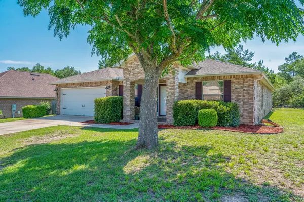 Defuniak Springs, FL 32433,80 Azalea Trace