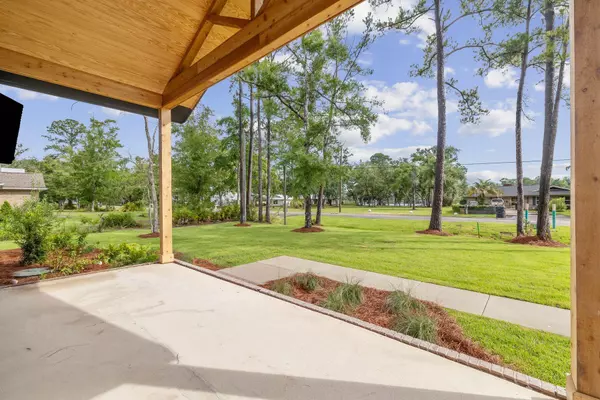 Freeport, FL 32439,965 Bay Grove Road