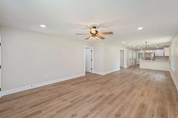 Crestview, FL 32539,5153 Lake Drive