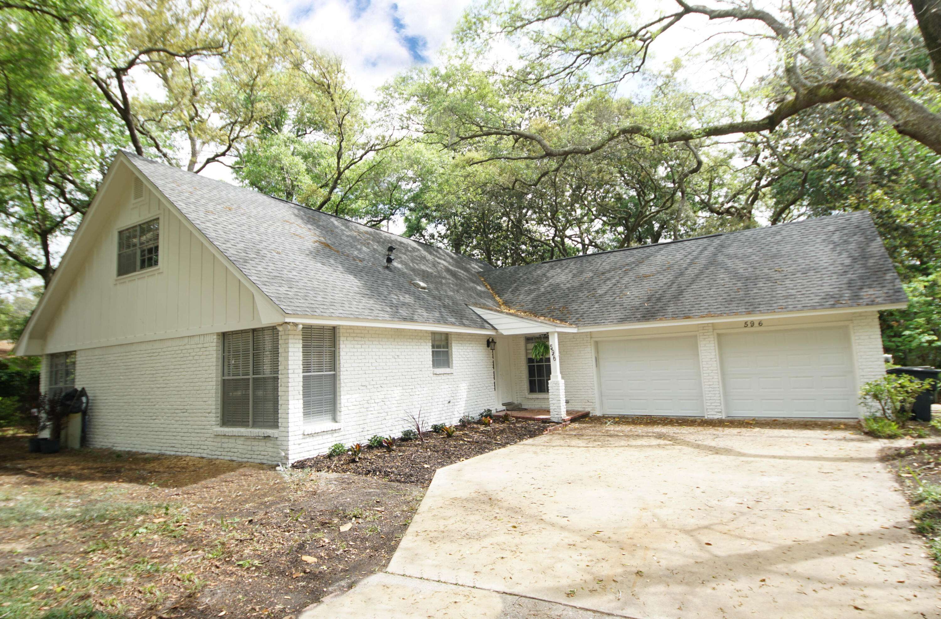 596 NE L Ombre Court, Fort Walton Beach, FL 32547