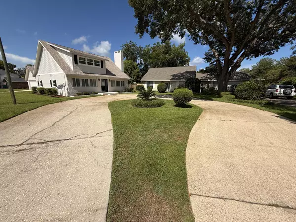 Fort Walton Beach, FL 32547,905 Cloverdale Court