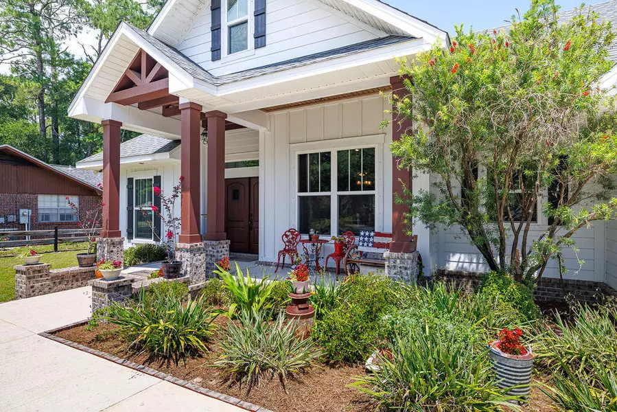 2019 Bayshore Drive, Niceville, FL 32578