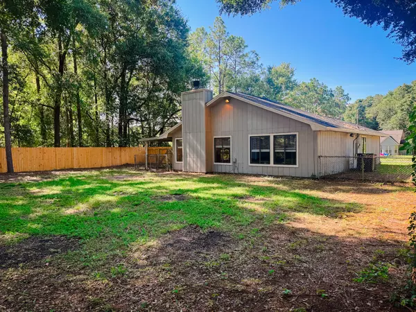 Crestview, FL 32536,102 Springwood Circle Circle