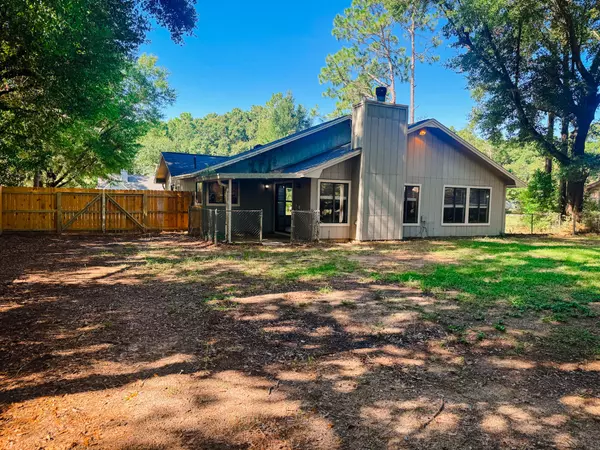 Crestview, FL 32536,102 Springwood Circle Circle