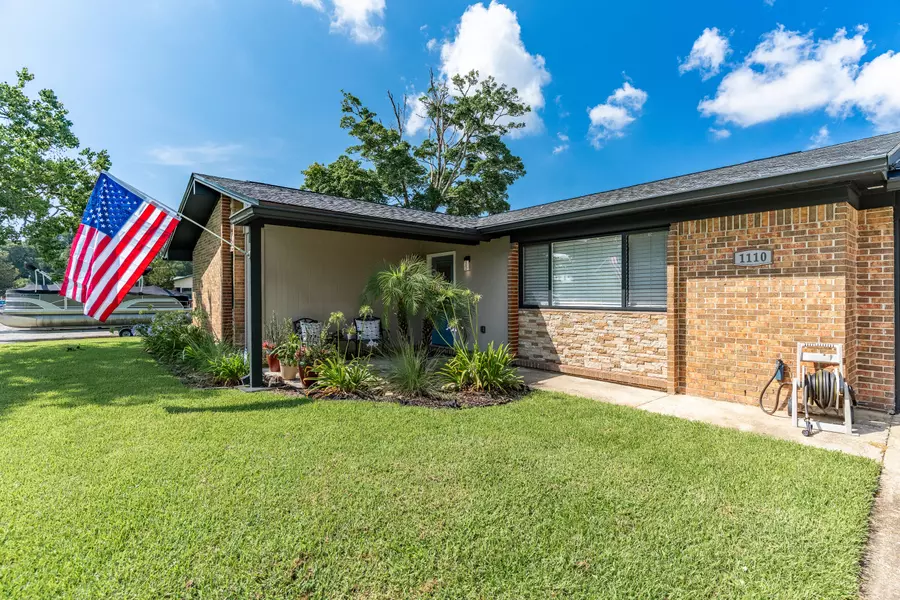 1110 Coral Drive, Niceville, FL 32578