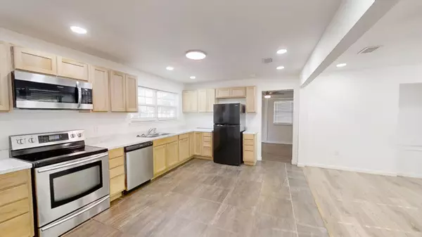 Crestview, FL 32539,1202 Sunshine Drive