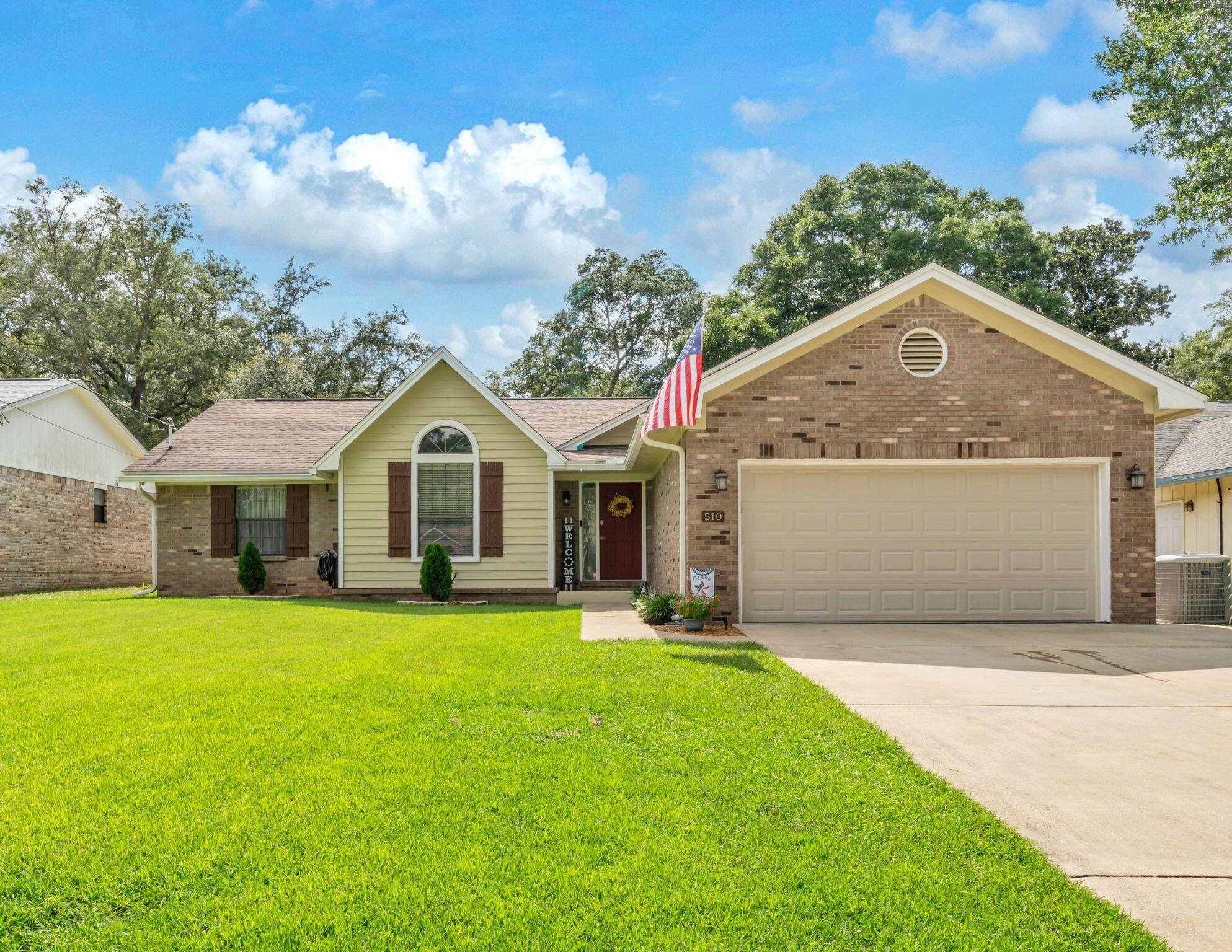 510 Matthew Street, Niceville, FL 32578