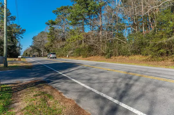 Crestview, FL 32536,2906+5771 Airport Road & Flora Lee Lane