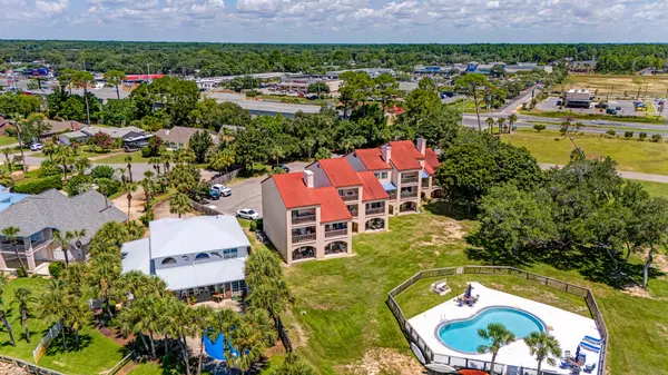 Navarre, FL 32566,8253 Navarre Parkway  #D105