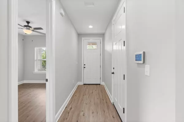 Valparaiso, FL 32580,289 Okaloosa Avenue