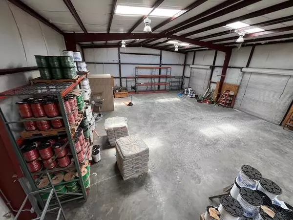 Freeport, FL 32439,107 Industrial Court