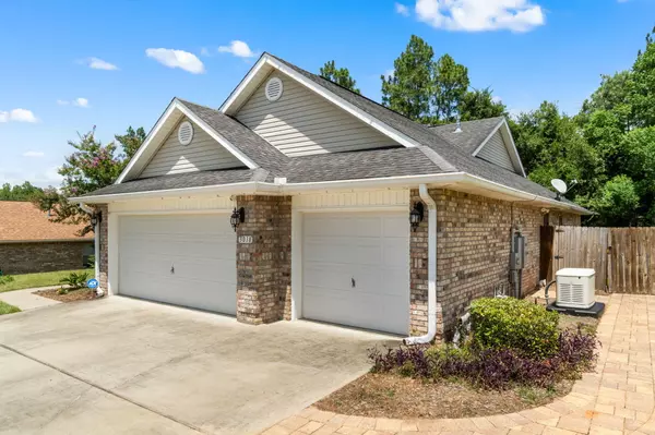 3018 Crown Creek Circle, Crestview, FL 32539