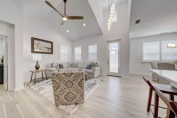 Panama City Beach, FL 32413,9258 Cool Breeze Drive