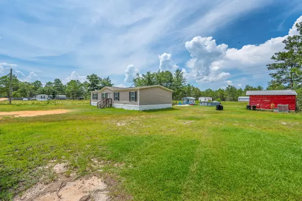 Defuniak Springs, FL 32433,510 W Violet Lane