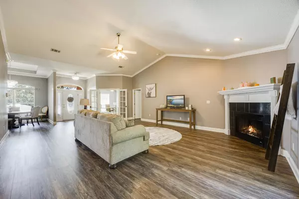 Crestview, FL 32536,215 Seneca Trail