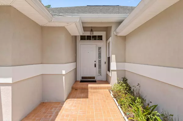 Defuniak Springs, FL 32433,395 Lake Holley Circle