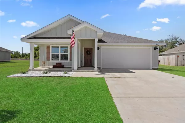 810 Otto Loop Loop, Crestview, FL 32539