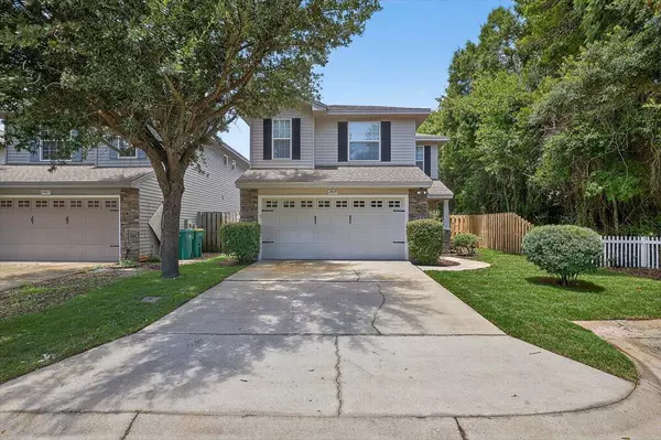 2909 Five Oaks Lane, Shalimar, FL 32579