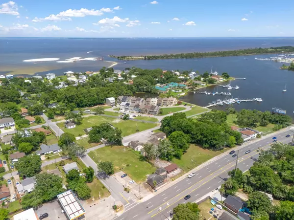 Pensacola, FL 32507,612 S 1st Street