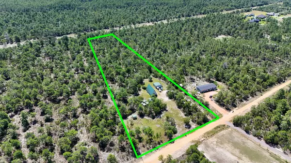 215 Pine Lane, Freeport, FL 32439
