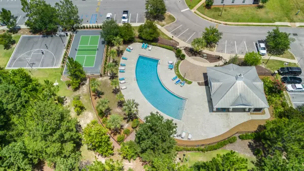 280 Date Palm Lane, Freeport, FL 32439