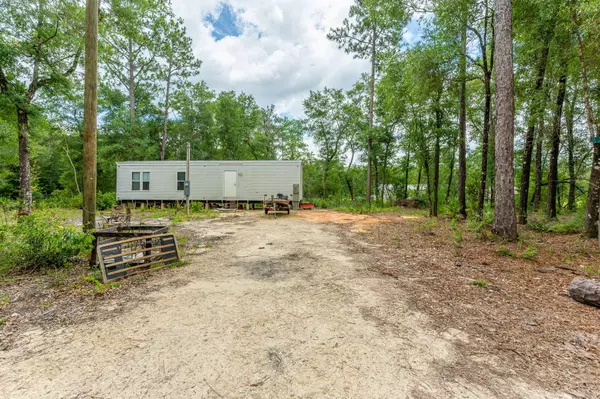 Holt, FL 32564,330 Dove Run Road