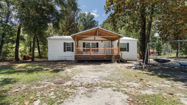 Ponce De Leon, FL 32455,12097 Hwy 81