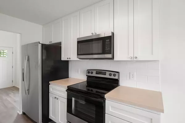 Pensacola, FL 32505,3351 Two Sisters Way