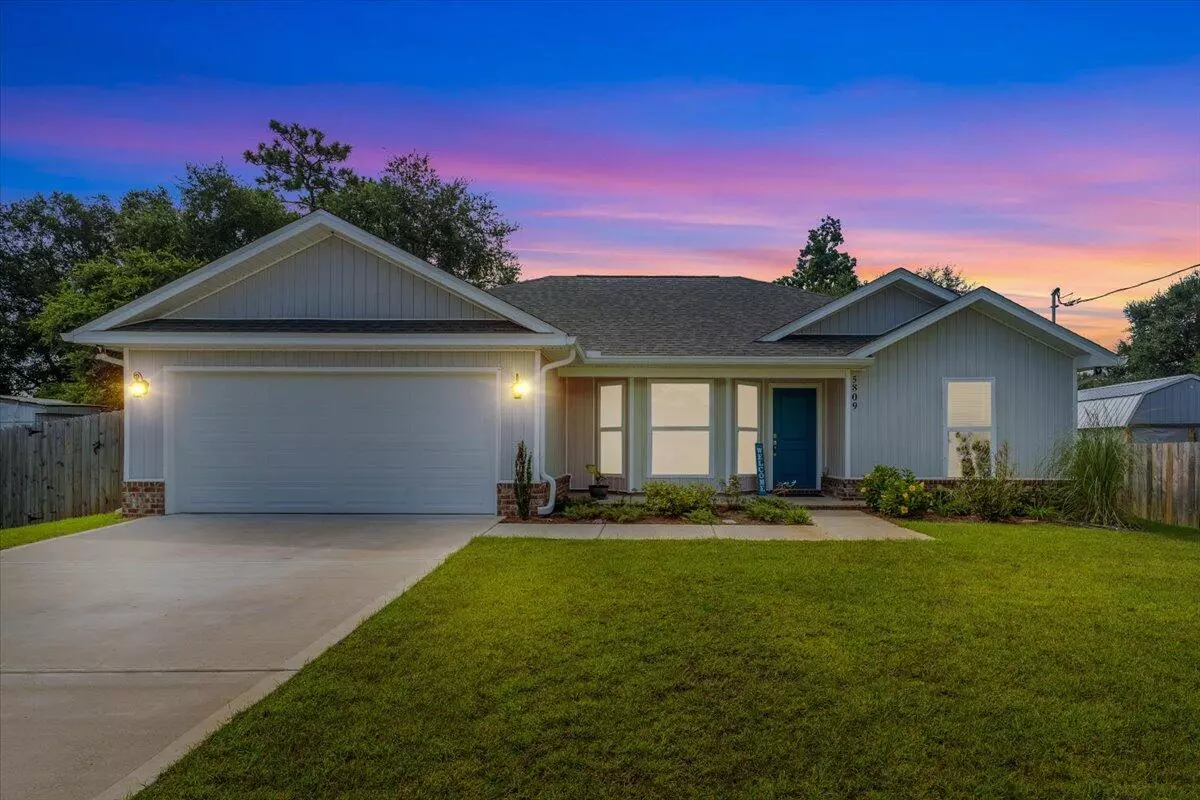 Gulf Breeze, FL 32563,5809 Government Drive