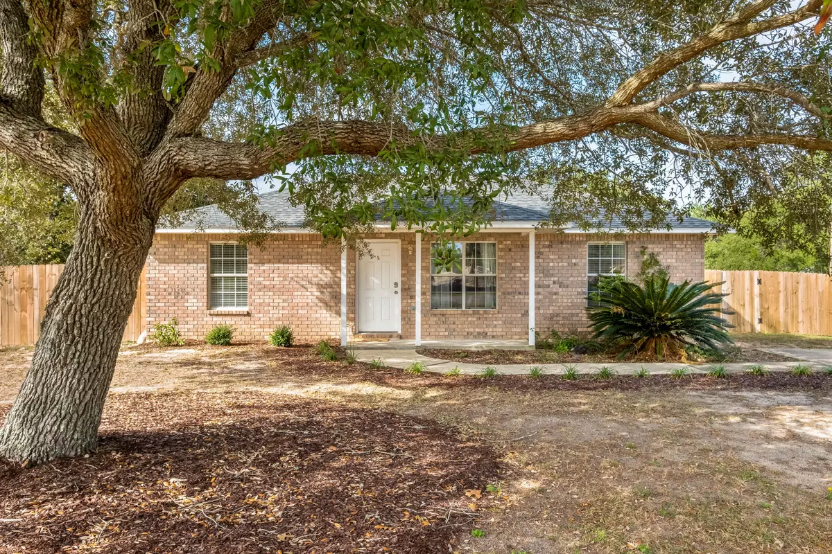 Gulf Breeze, FL 32563,1705 Oak Drive