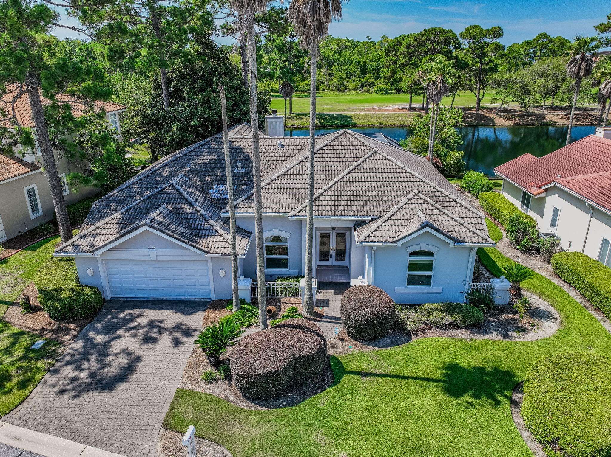 4328 Sunset Beach Circle, Niceville, FL 32578