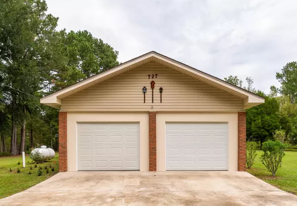 Caryville, FL 32427,727 Wrights Creek Road