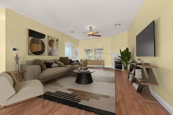 Crestview, FL 32536,732 Denise Drive