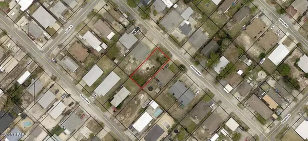5927 Pinetree Avenue, Panama City Beach, FL 32408
