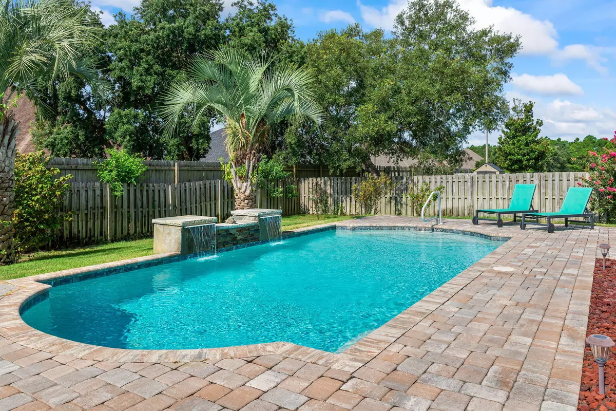 Gulf Breeze, FL 32563,1530 Woodlawn Way