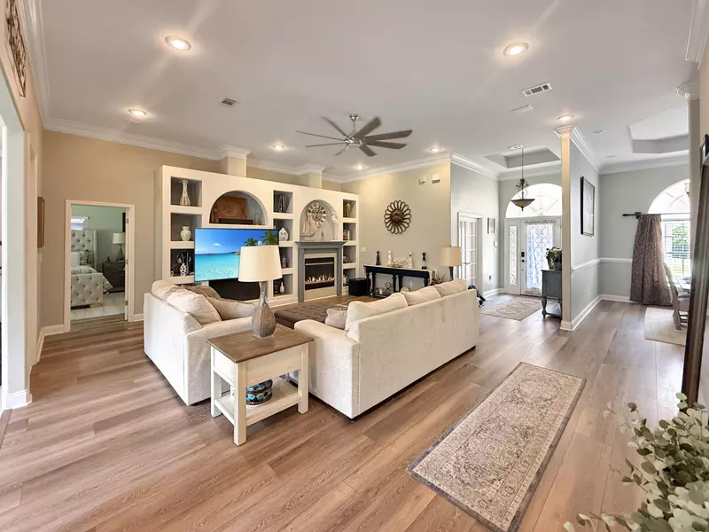 157 Red Maple Way, Niceville, FL 32578