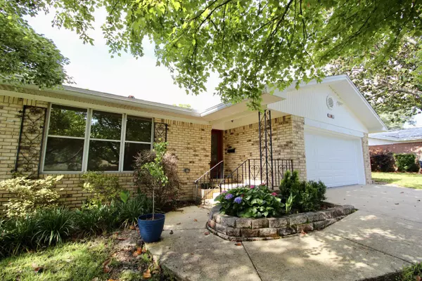 Shalimar, FL 32579,35 Birch Avenue